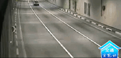 0 (4) 0 (4)